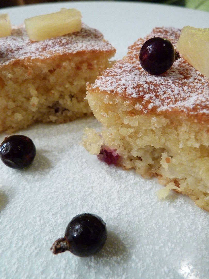 Ananasovo-kokosové řezy s vůní rumu_5ffb029357b02.jpeg