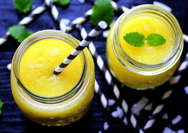 Ananasovo-kokosové smoothie_5ff7a7914cfd9.jpeg