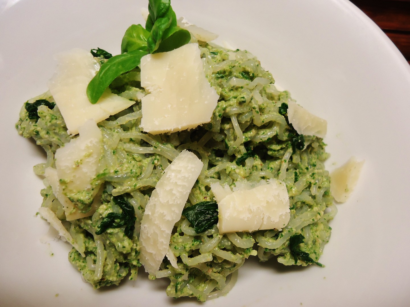 Avokádovo-špenátová omáčka na těstoviny