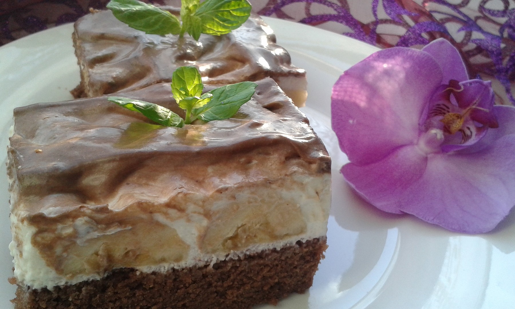 Banánový řez z tvarohu a smetany