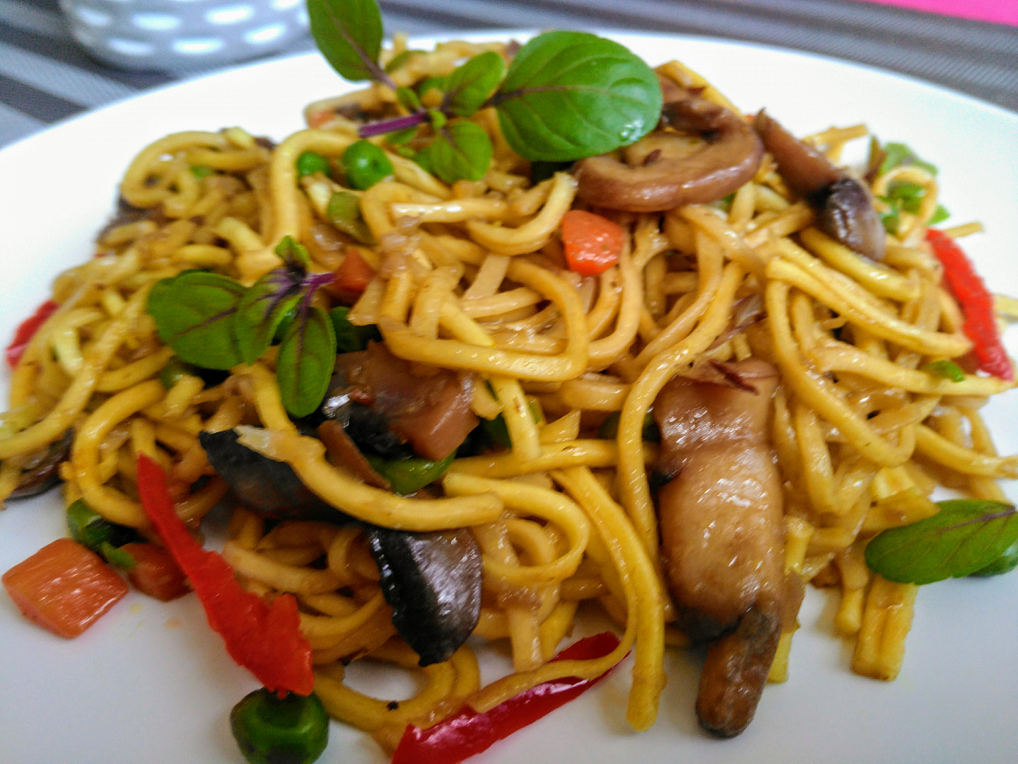 Barevná čínská pánev se žampiony aneb 2 v 1