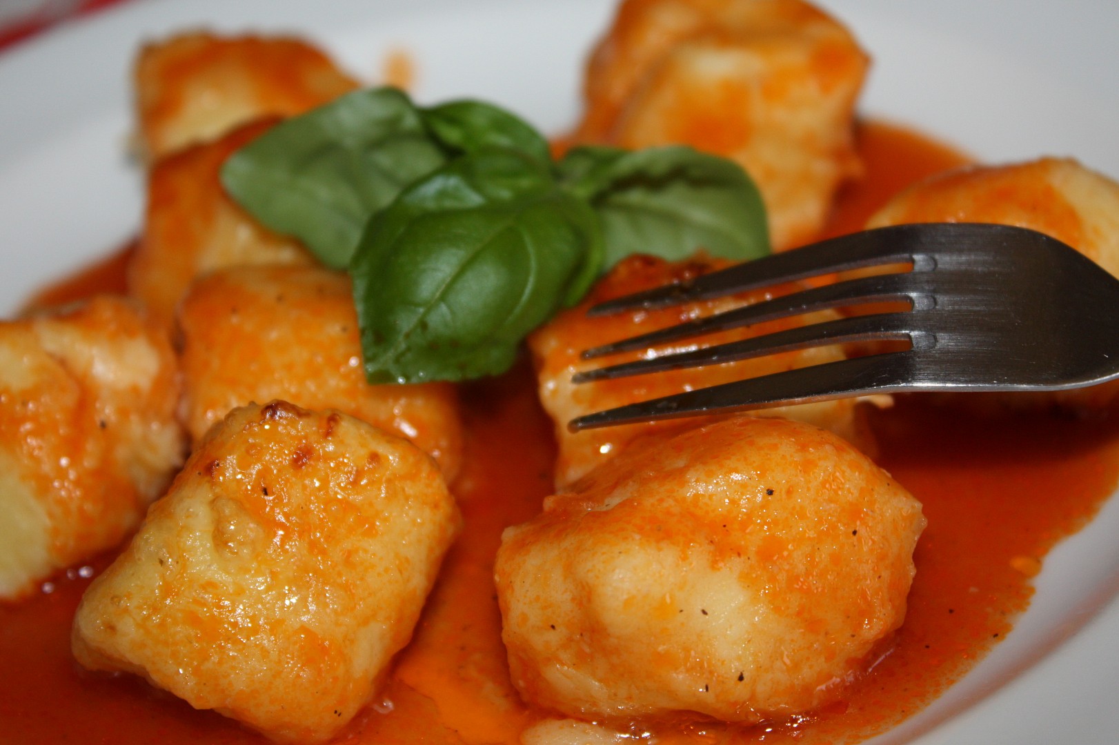 Bramborové gnocchi s rajskou omáčkou_5ffc41d2d47f8.jpeg