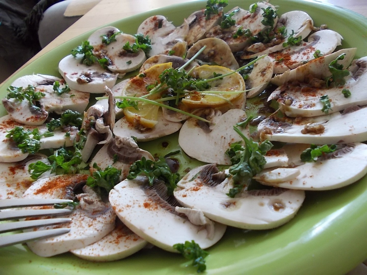 Carpaccio ze žampiónů_5ffa074ca653a.jpeg