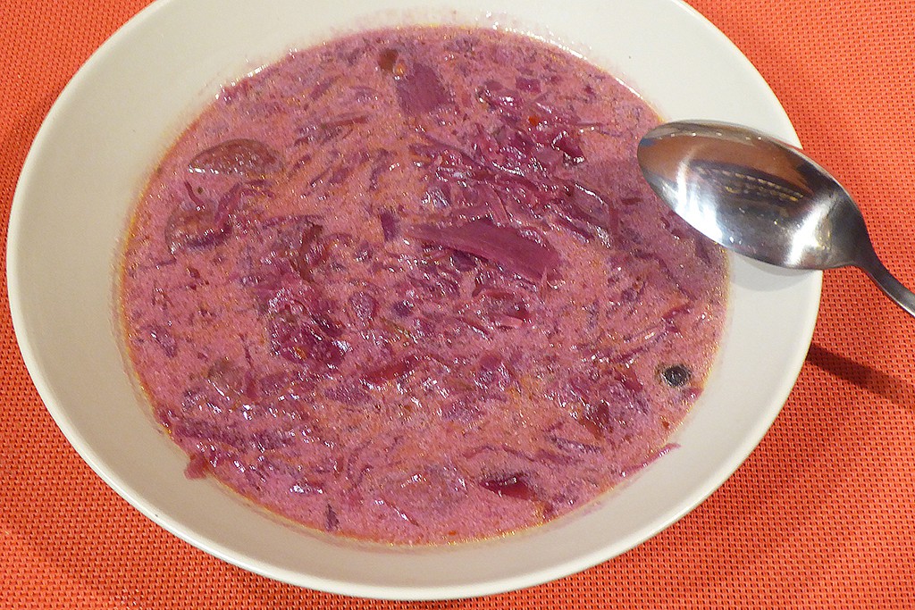 Červená kyselá polévka_5ff761a52f4f4.jpeg