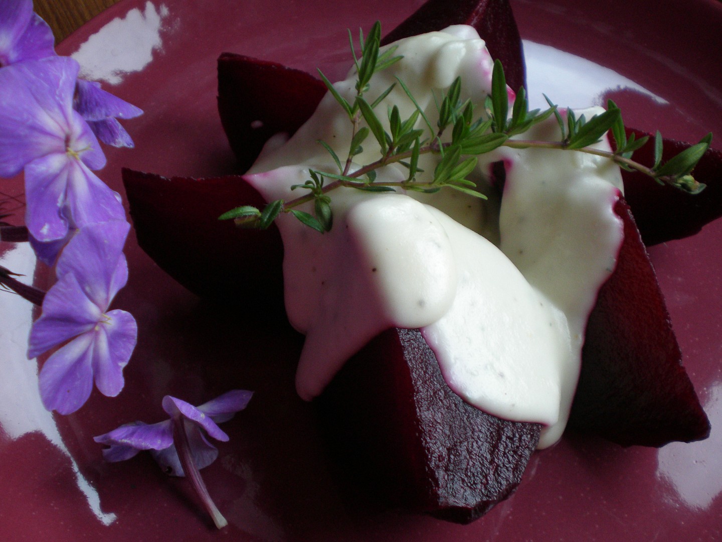 Červená řepa s nivovým přelivem_5ffbaa4f87f7e.jpeg