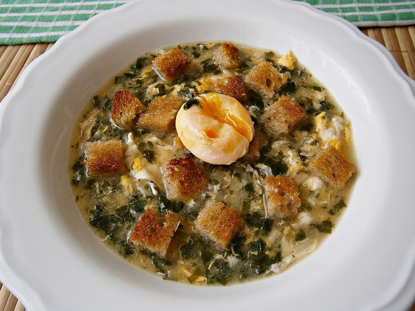 Česneková polévka s vejci_5ff7a6b90fbc2.jpeg
