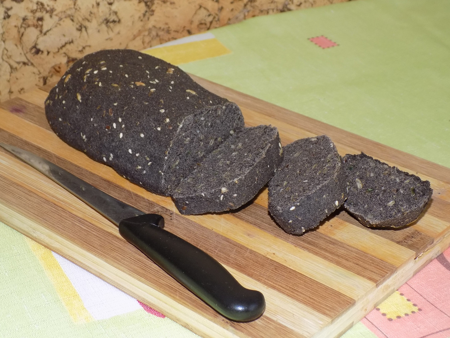 Chlebík z makové mouky