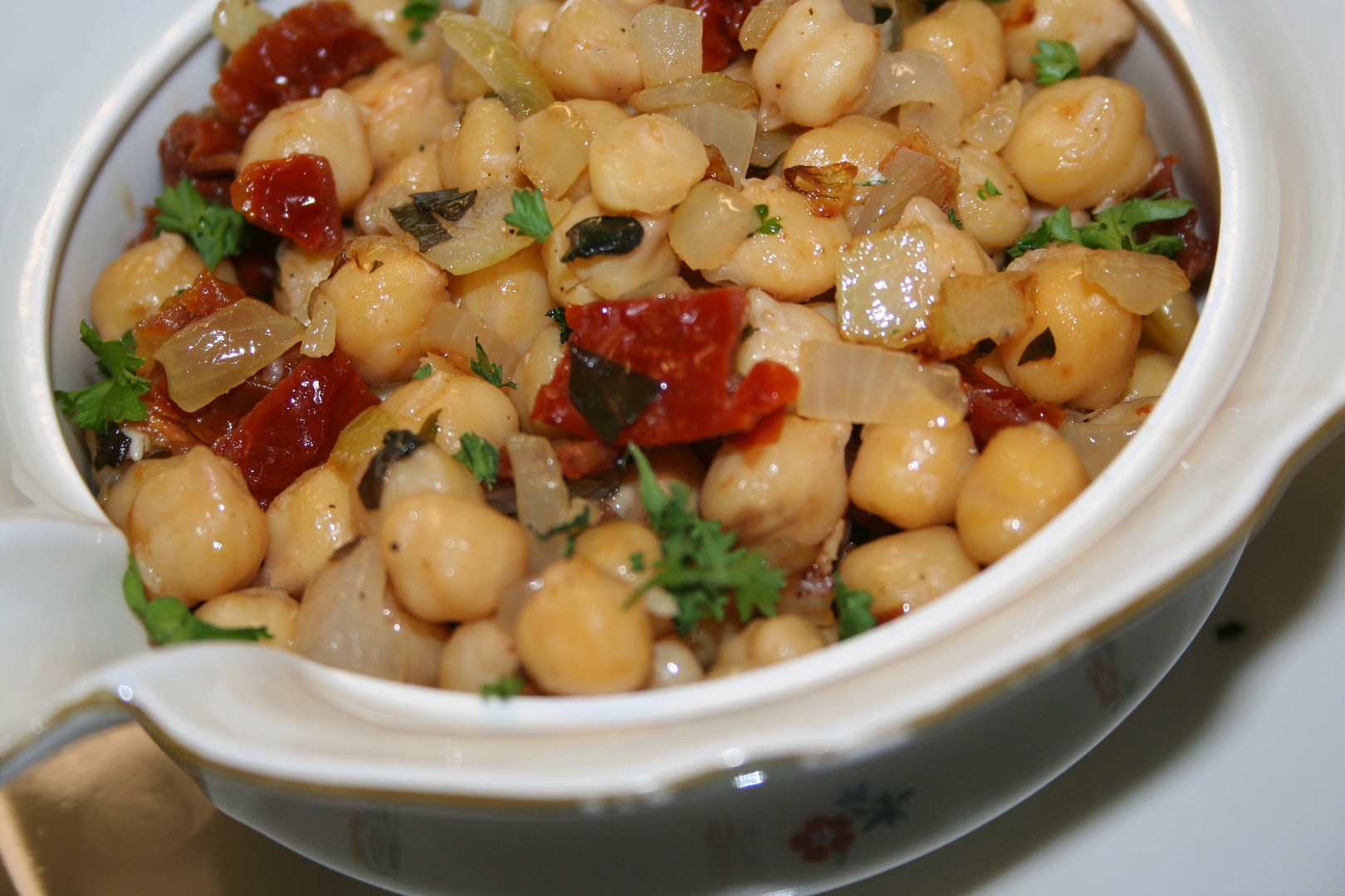 Cizrna se sušenými rajčaty_5ffa697a4987b.jpeg