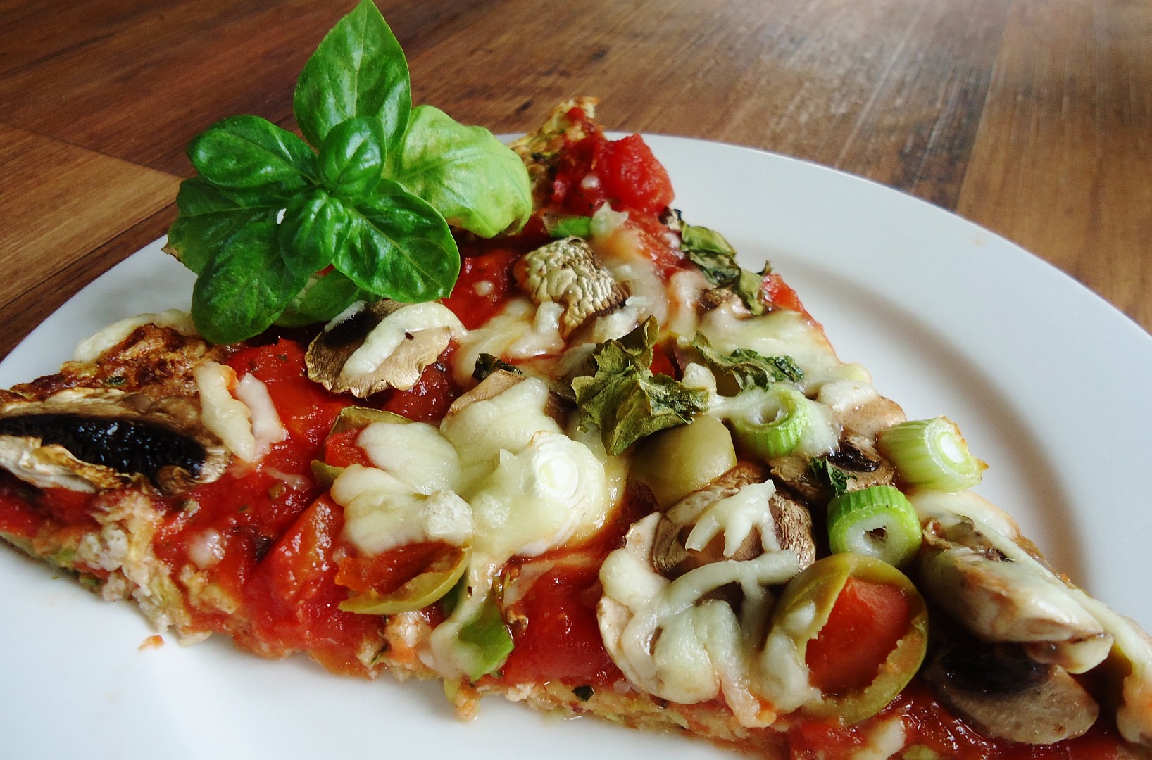 Cuketovomandlová pizza bez mouky