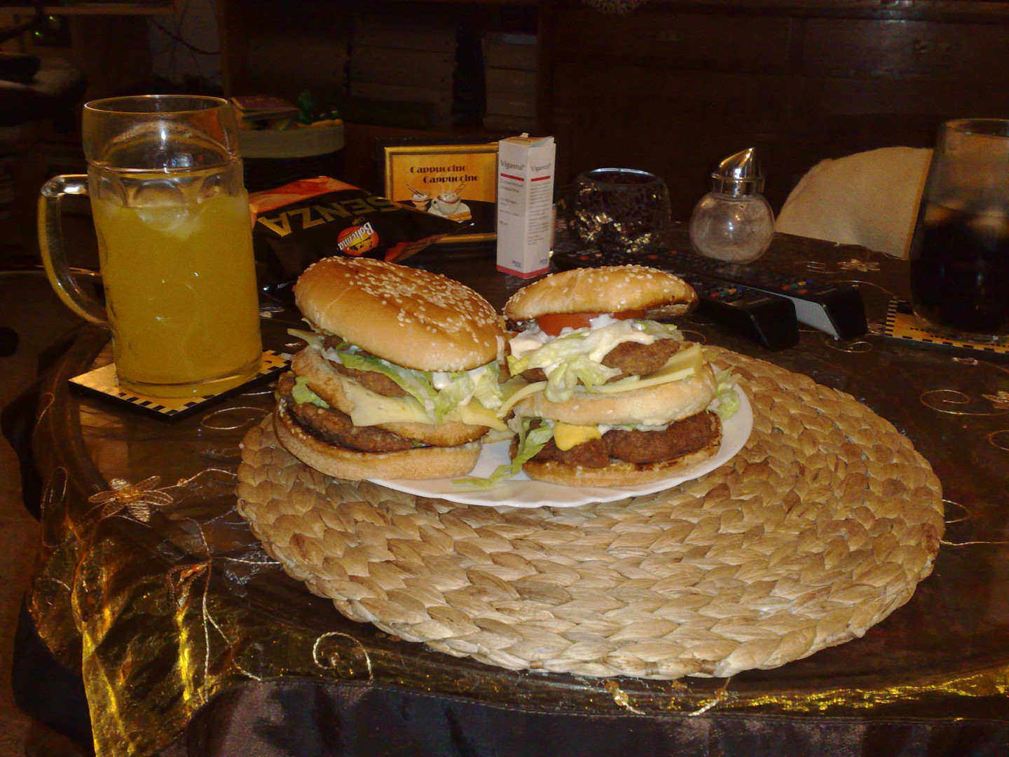 Domácí hamburger vepřový_5ffc6c9592110.jpeg