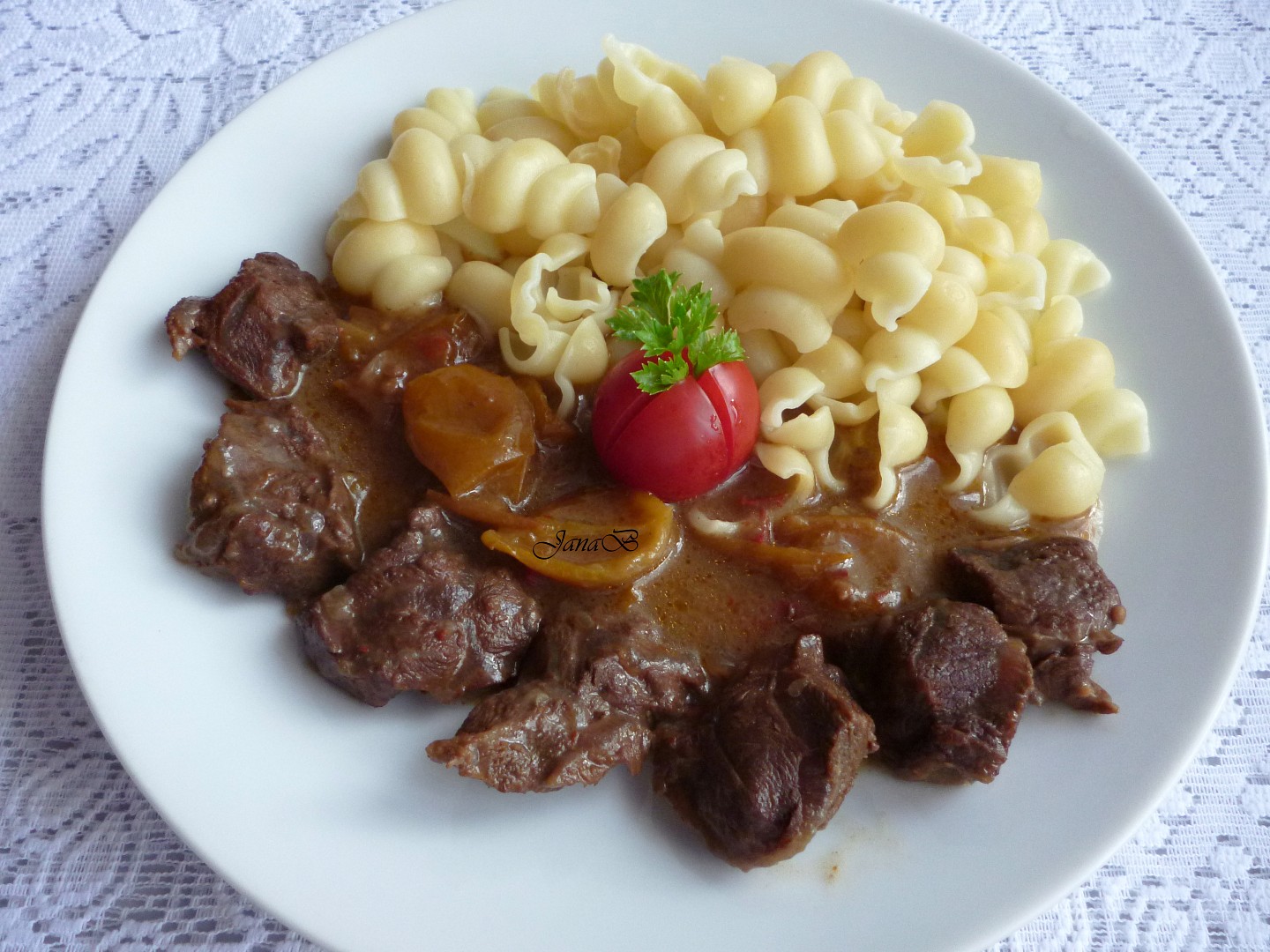 Dušená kližka s rajčaty_5ff8fef2dd59e.jpeg