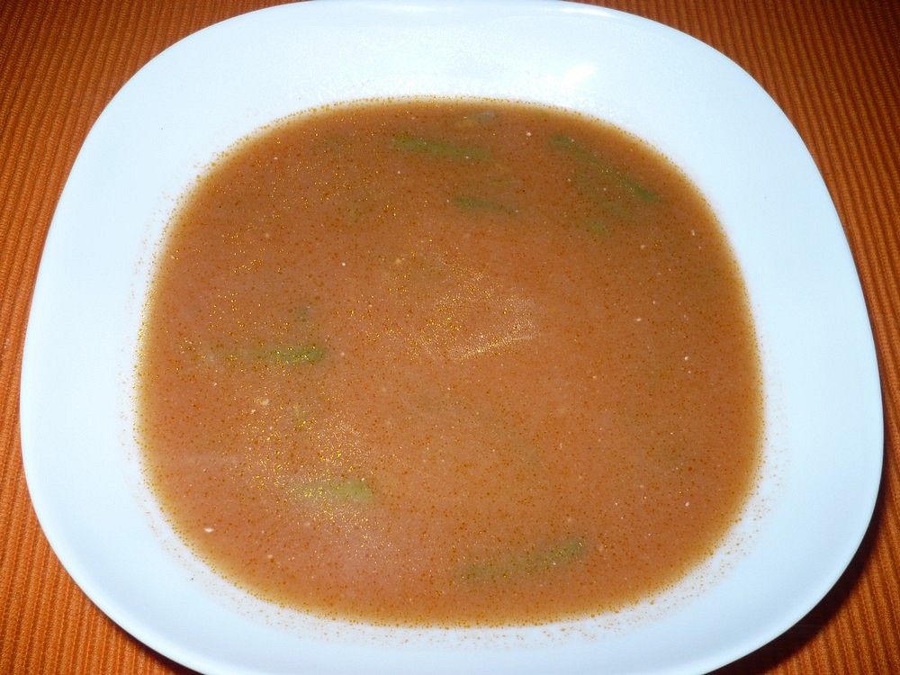 Fazolková polévka s rajčatovým protlakem_5ffd8111a3e61.jpeg