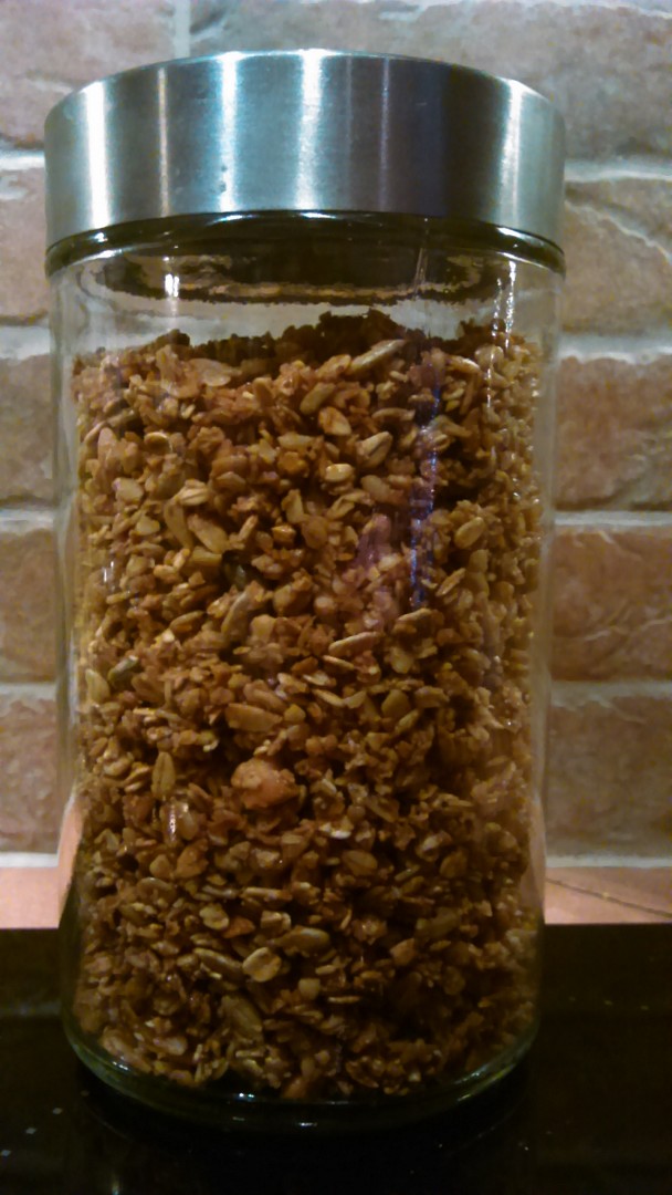 Granola, jednoduše a rychle_5ff7cfa2d1c58.jpeg
