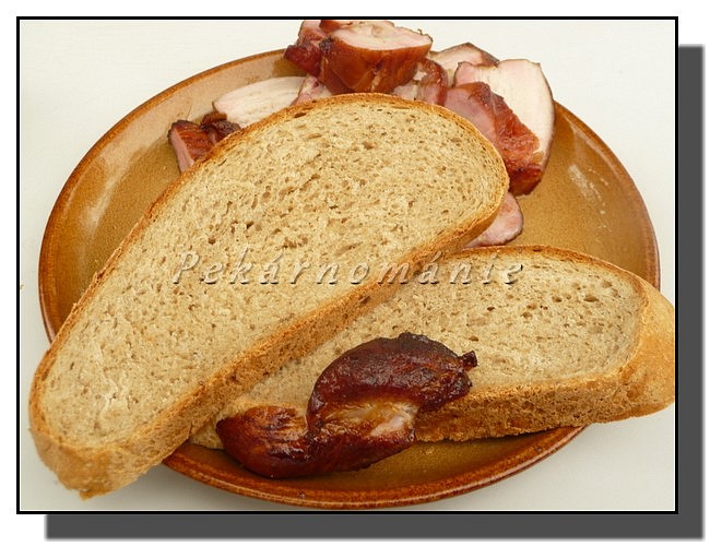 Grilovací chleba s bramborem a syrovátkou