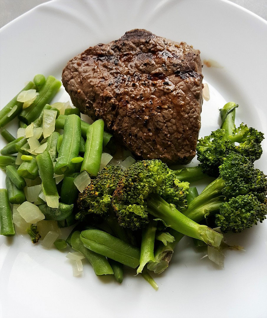 Hovězí steak 2_5ff75341b8f3b.jpeg