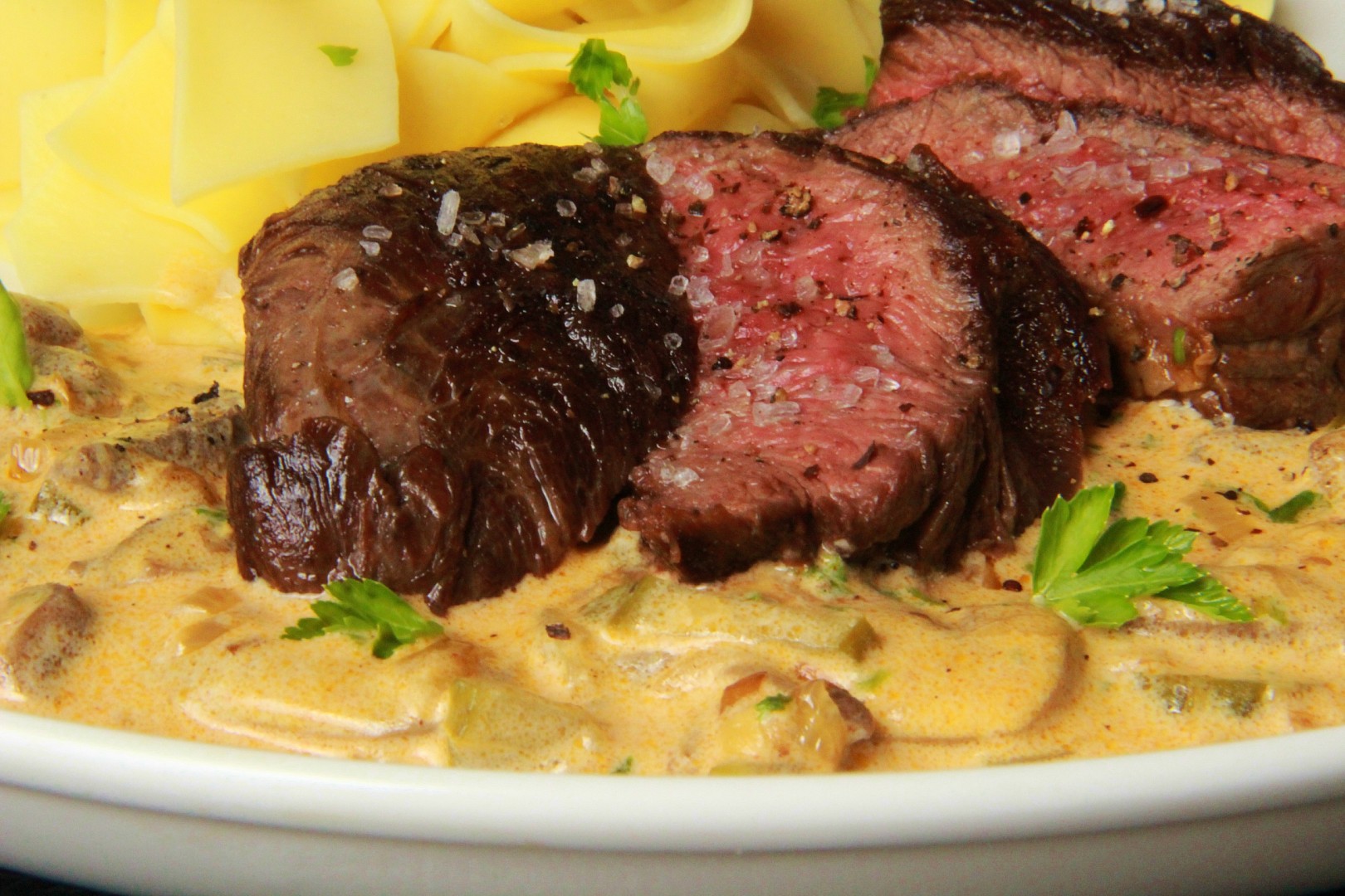 Hovězí steak “ Stroganoff “ (Stroganov)_5ff8e485765c8.jpeg