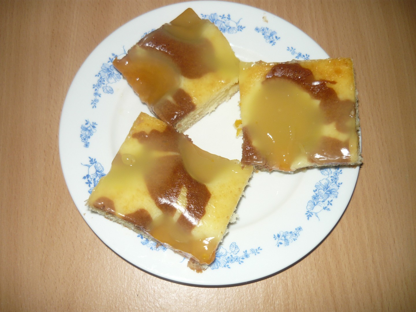Hrnková rychlovka s ovocem_5ff965335ad4f.jpeg