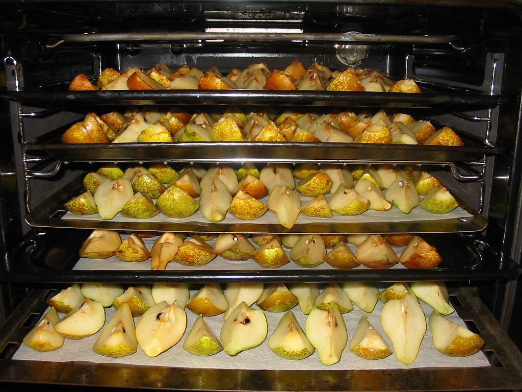 Jablka pro výrobu müsli (sušení v troubě)
