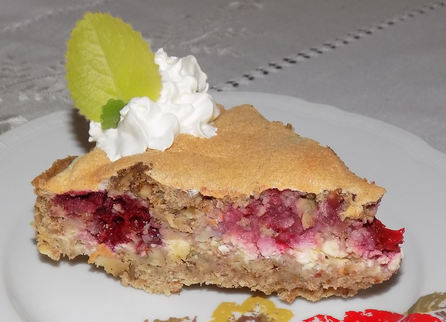 Jahodový koláč s vločkami_5ff6fdab4abc6.jpeg