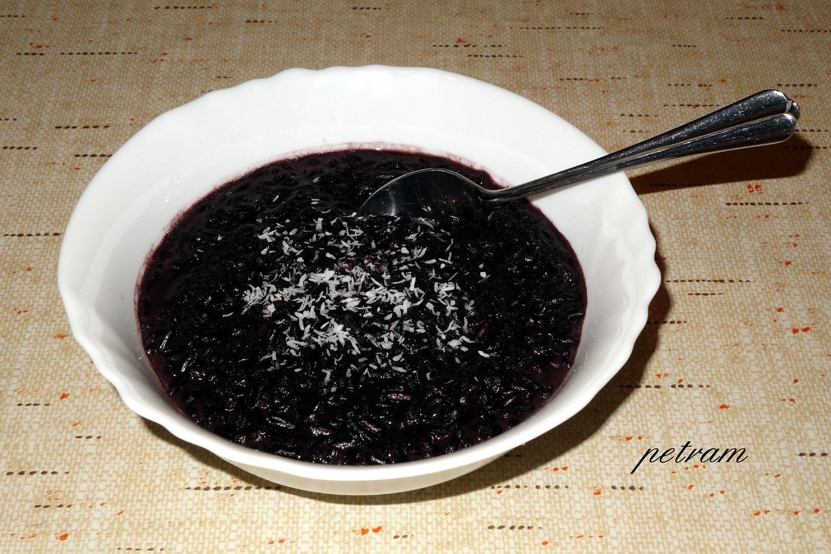 Kaše z černé rýže s kokosovým mlékem