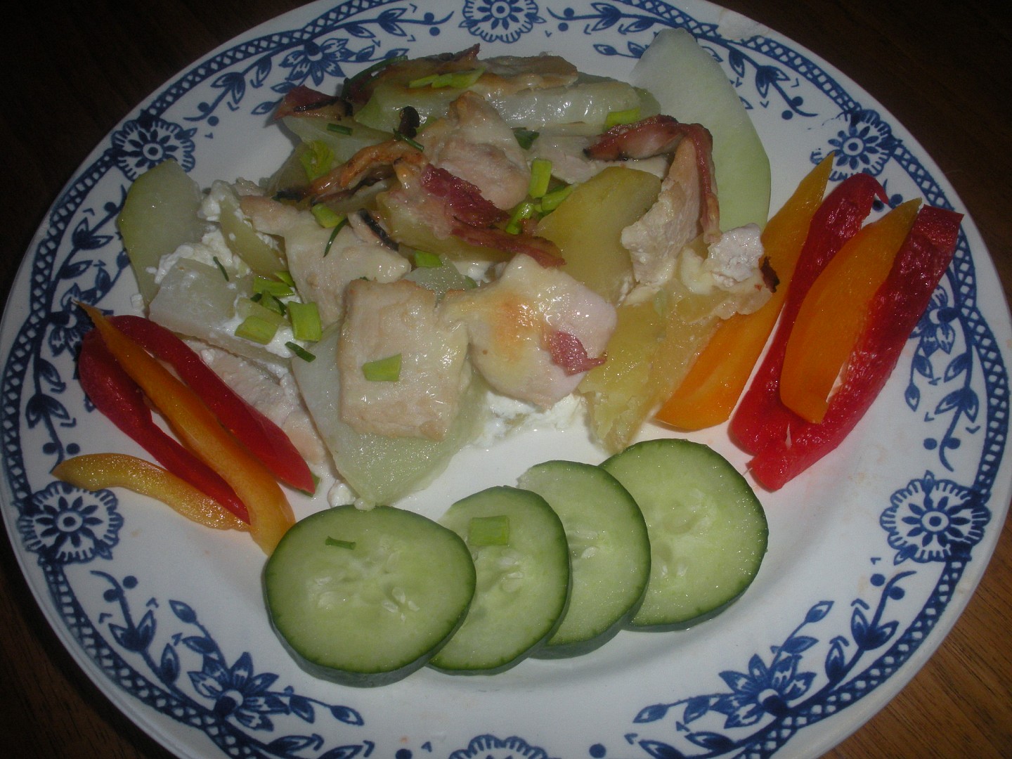 Kedlubny s kuřecím masem