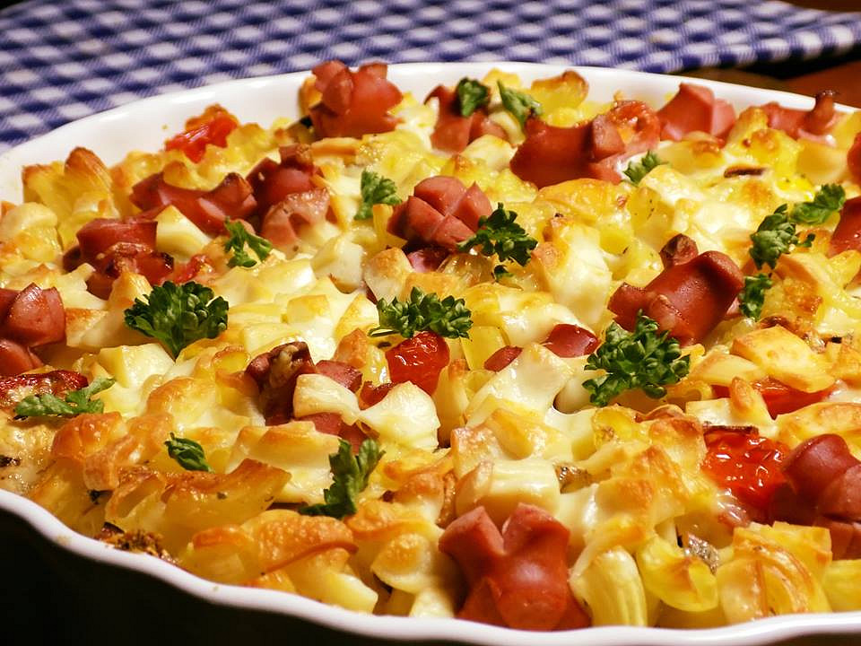 Kolínka zapečená s třemi druhy sýrů