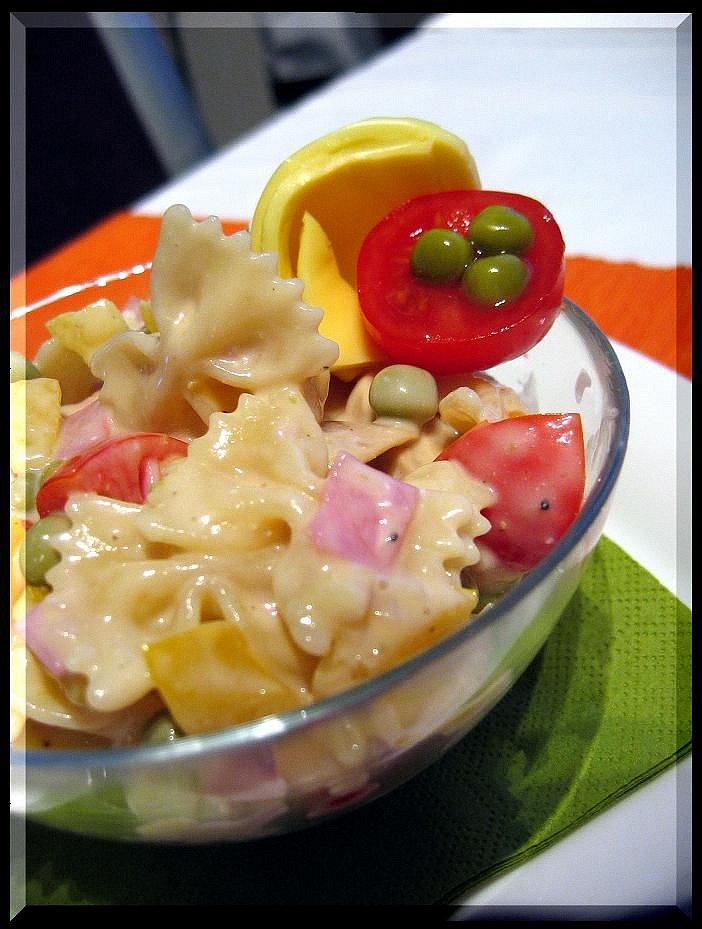 Krumlovský těstovinový salát_5ffc9c8c30206.jpeg