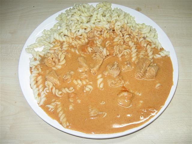 Krůtí na paprice_5ffc78da2841c.jpeg