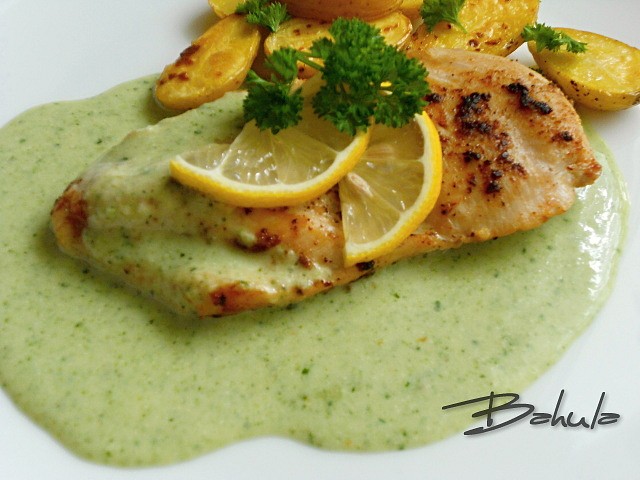 Krůtí plátky s petrželovou omáčkou_5ffd842896e8c.jpeg