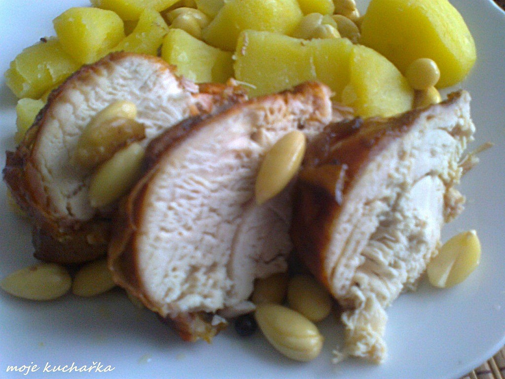 Krůtí prso na mandlích