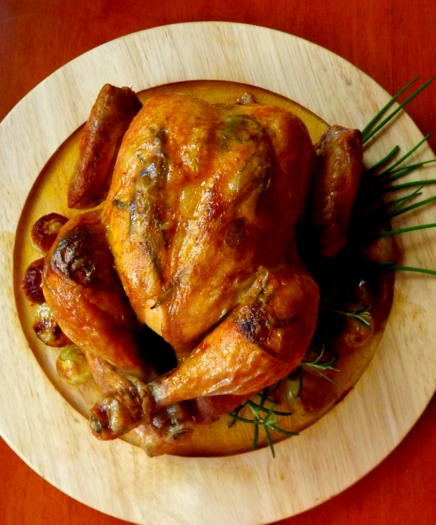 Kuře na rozmarýnu s cibulkami