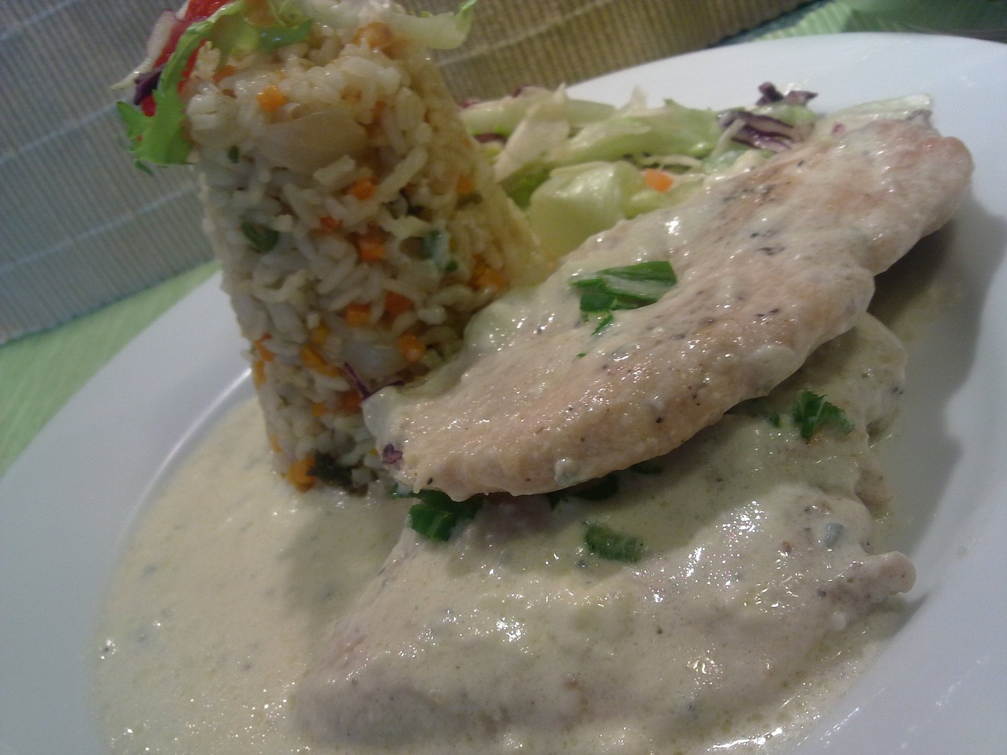 Kuřecí prsíčko s rokfórovým přelivem a zeleninovým rizotkem_5ffa2697cf6e6.jpeg