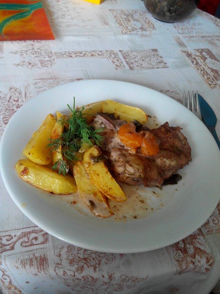 Kuřecí steaky na estragonu a s mandarinkou_5ff80b51049e5.jpeg