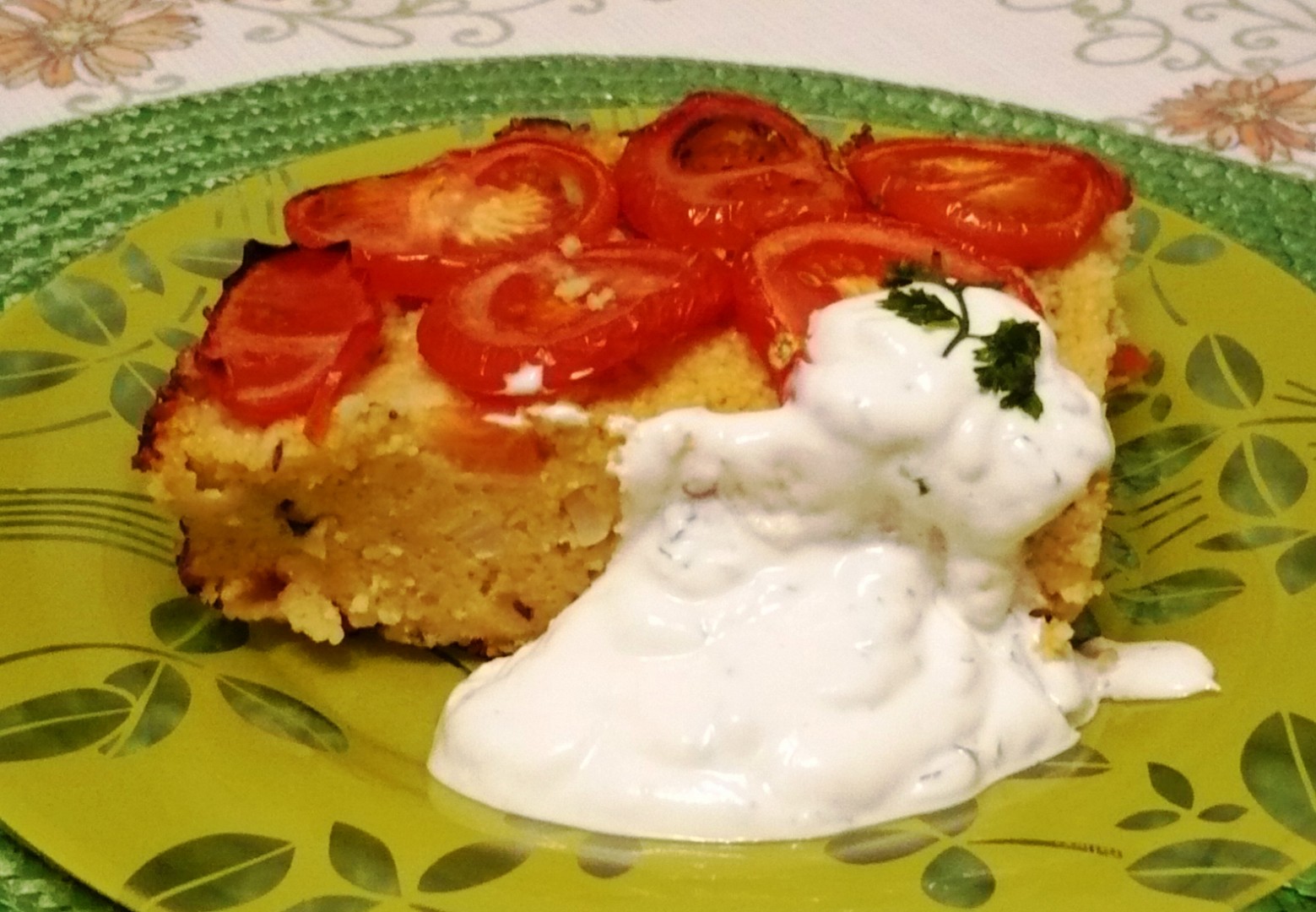 Kuskus s rajčaty a jogurtovou omáčkou_5ff97936b9810.jpeg