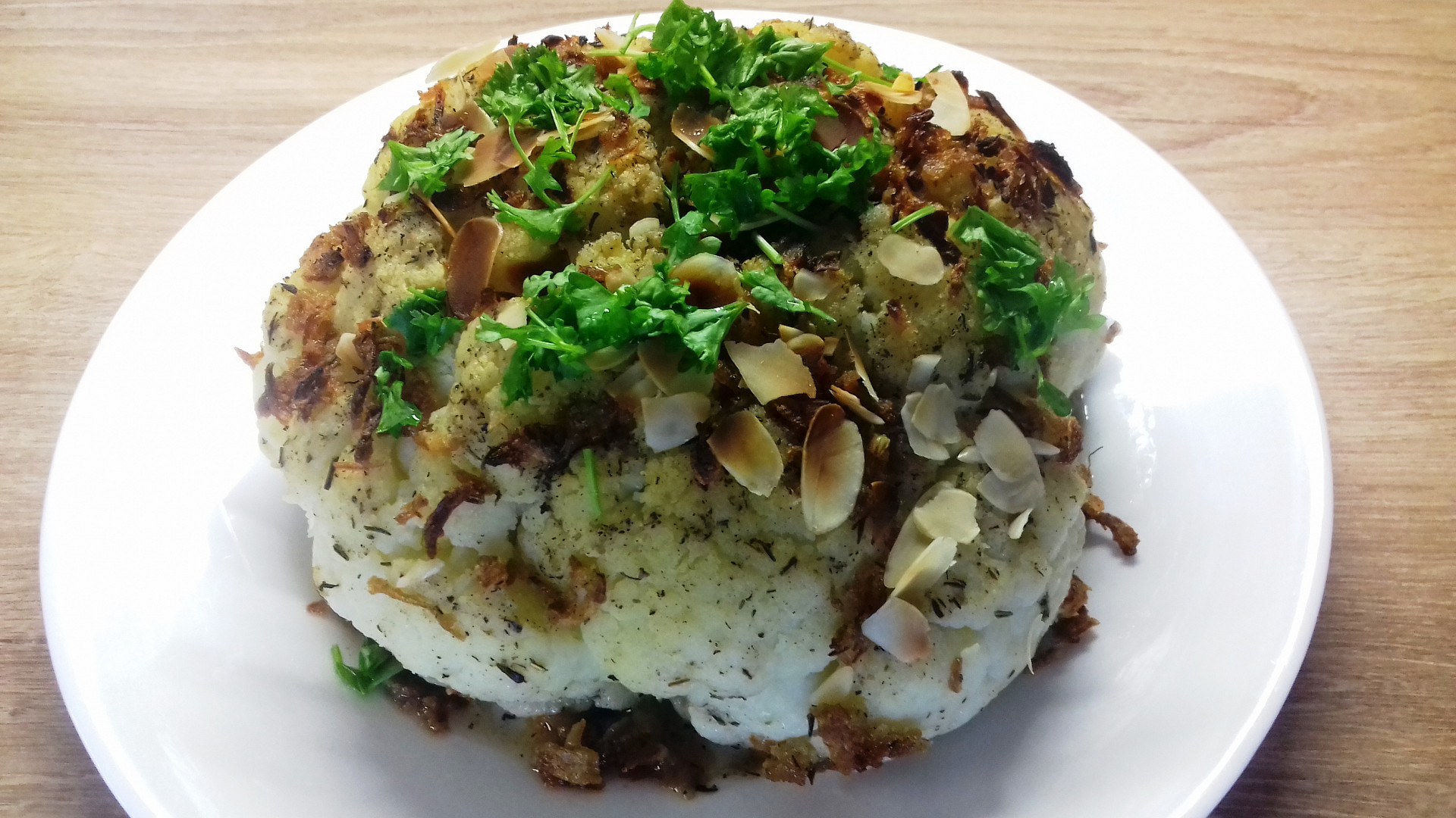 Květák s česnekem a bylinkami_5ff732a4c1b64.jpeg