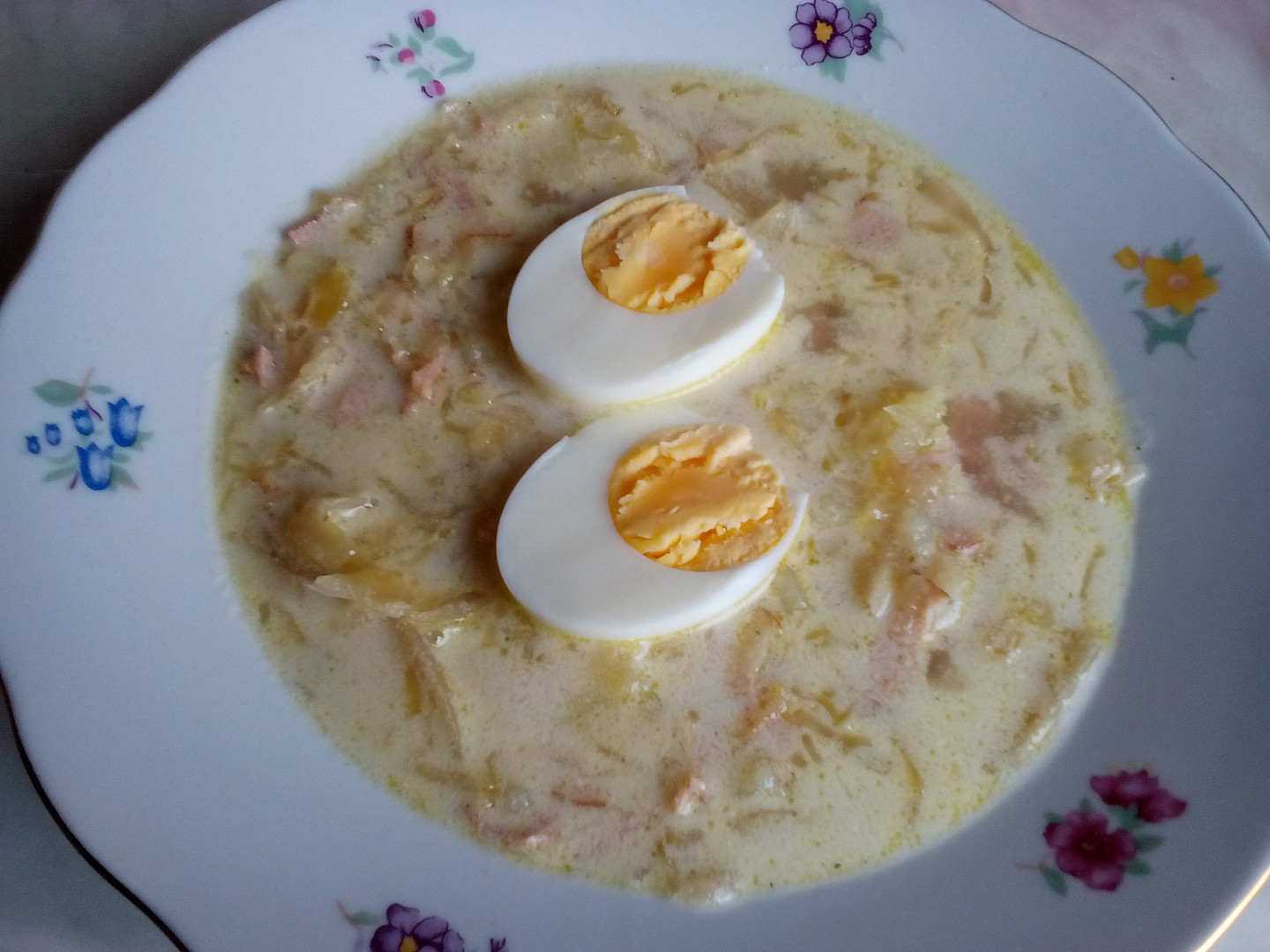 Kyselica se šunkou od kosti a vejcem_5ff70e5b12283.jpeg