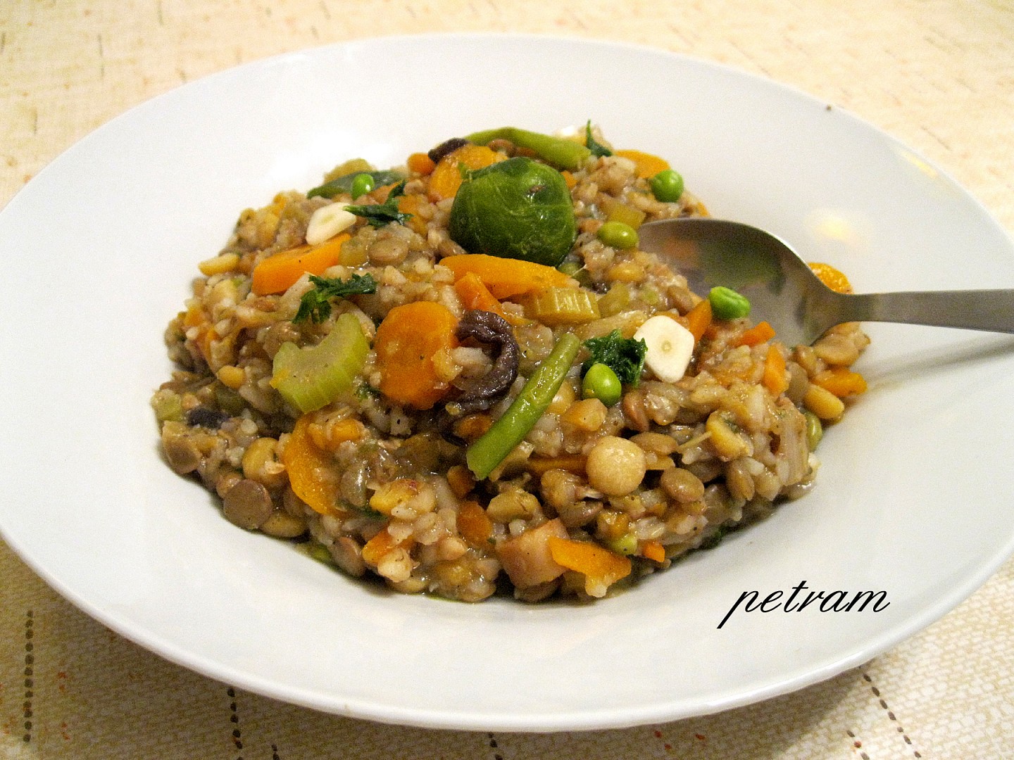 Luštěninovo-zeleninová směs_5ff852639112f.jpeg