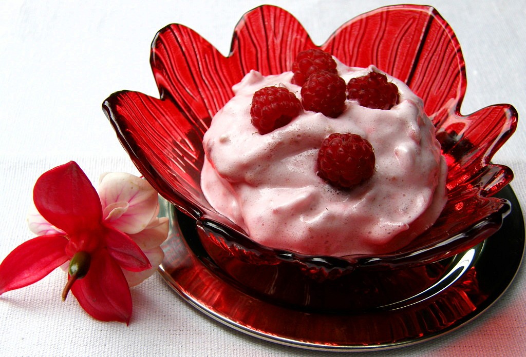 Malinová pěna_5ffa98385be28.jpeg