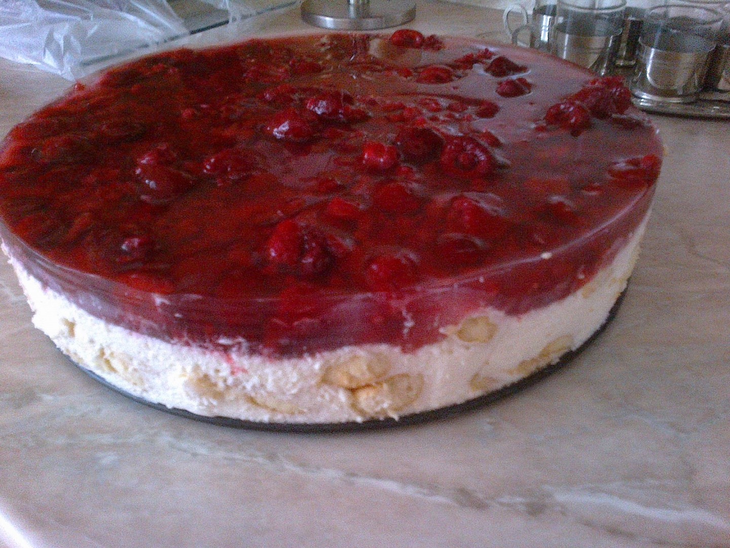 Malinovo piškotový dortík_5ffa15a4a910c.jpeg