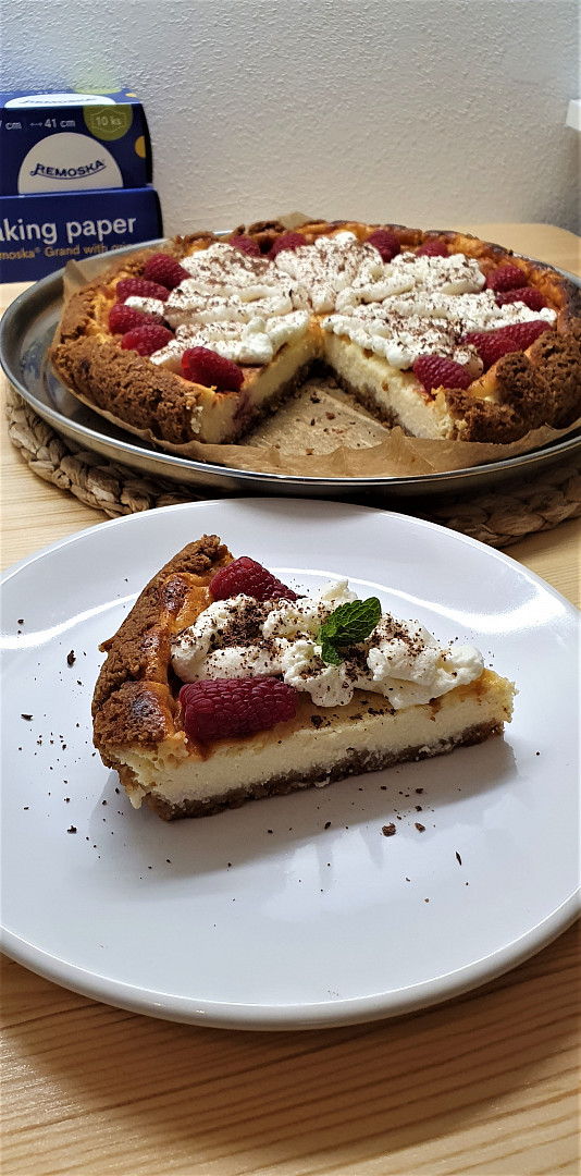 Malinový cheesecake (z remosky)_5ff66909e0fd3.jpeg