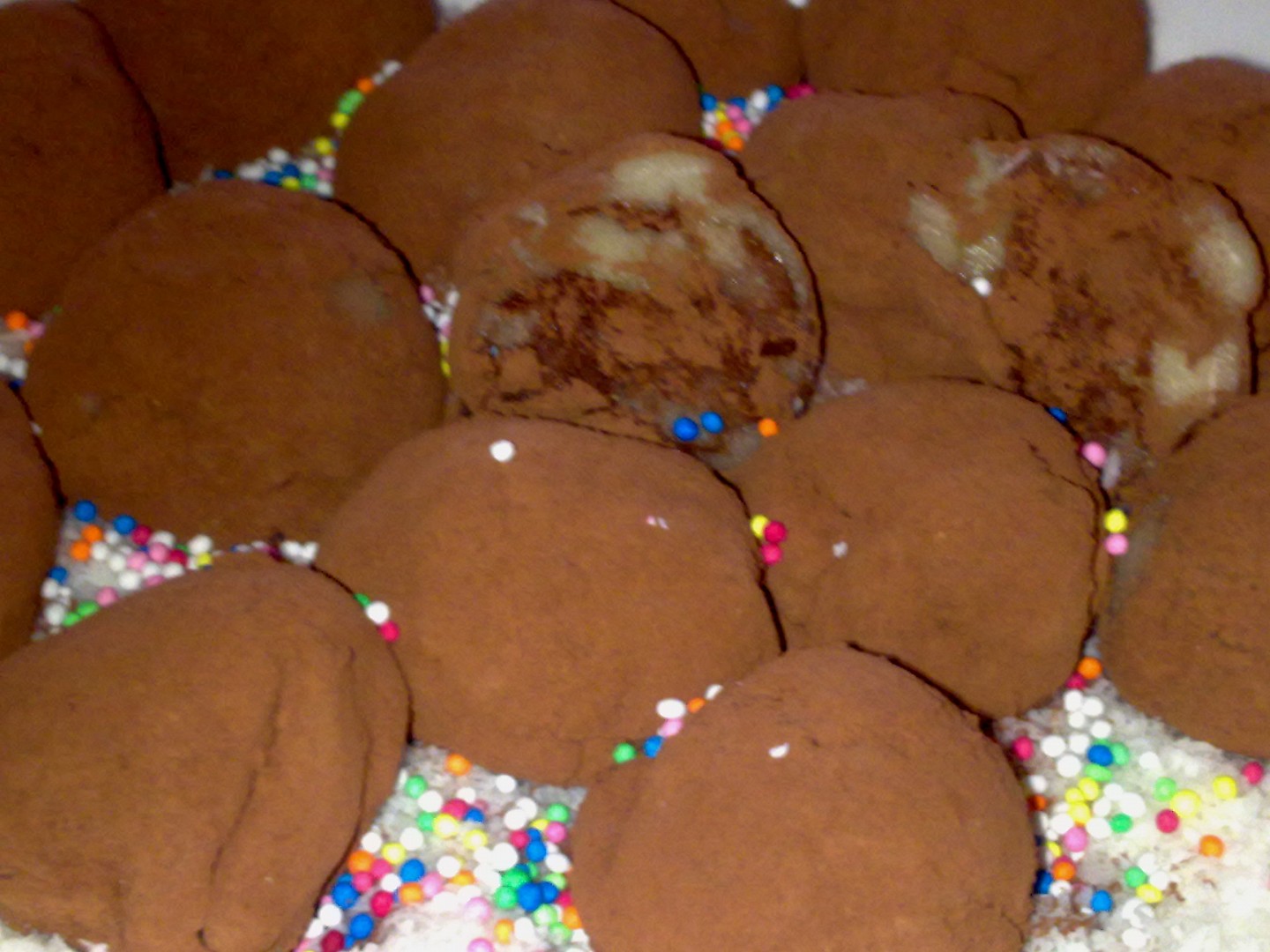 Marcipánové kuličky z brambor a čokolády_5ffa83cde8429.jpeg