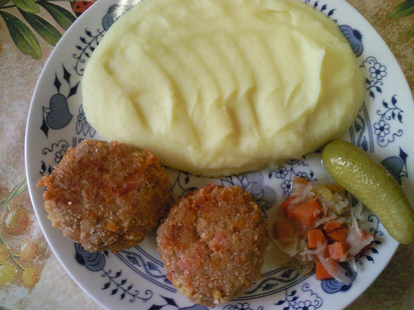 Masovo – vločkové karbanátky se slaninou a sýrem