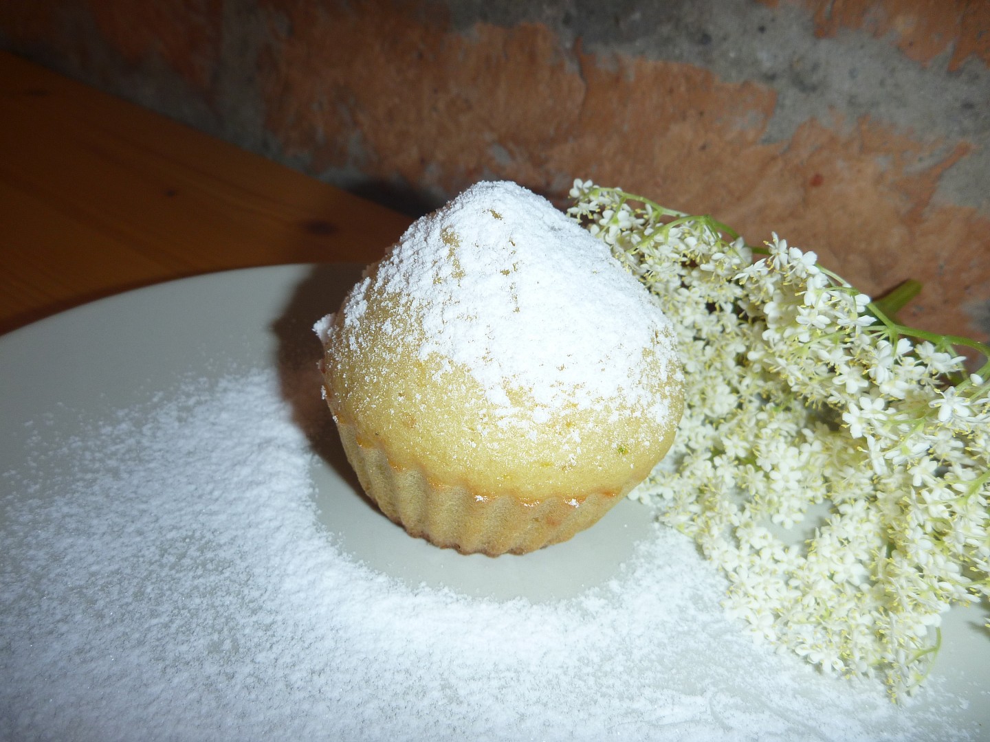 Muffiny s bezovým květem_5ff9fa0d6e1dd.jpeg