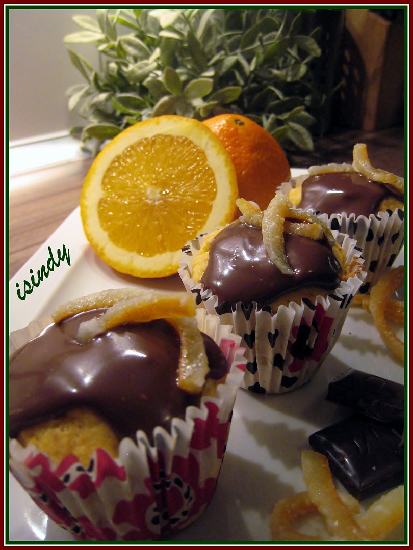 Muffiny z vařeného pomeranče s čokoládovým ganache_5ff8f7e014e53.jpeg