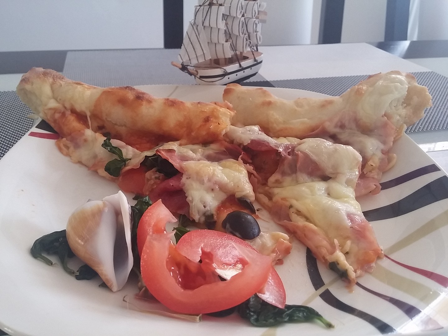 Naše luxus „korbáčková“ pizza_5ff798f61d4af.jpeg