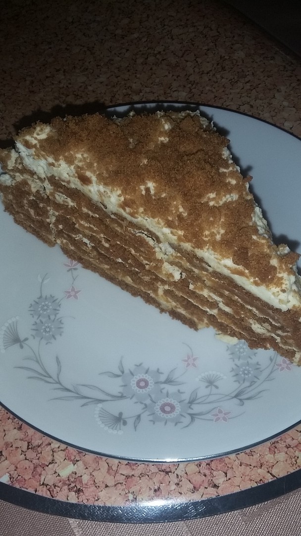 Nepečený karamelový řez