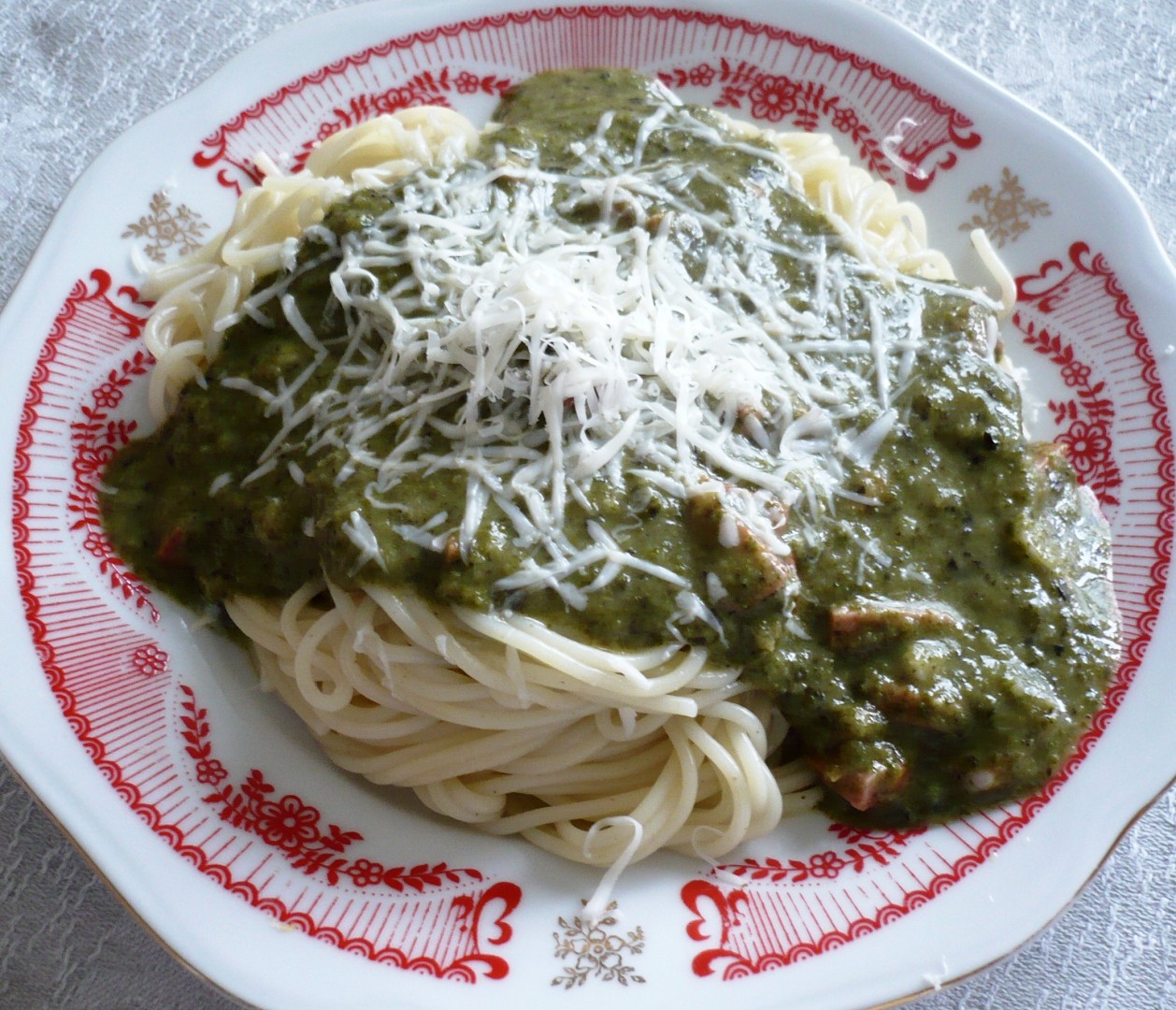 Nouzové špagety se špenátem