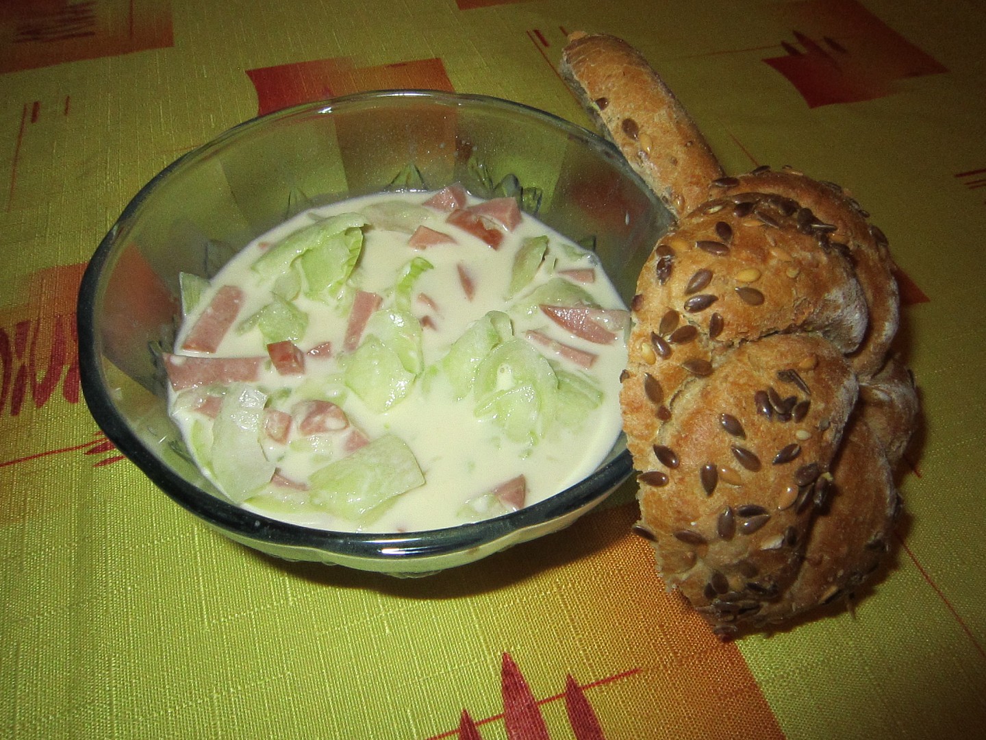 Okurkový salát zase trochu jinak_5ff9c85470ca5.jpeg