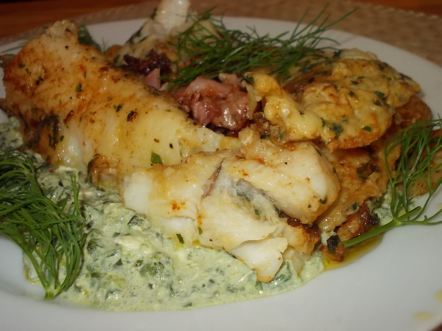 Pečená treska na špenátovém hnízdě