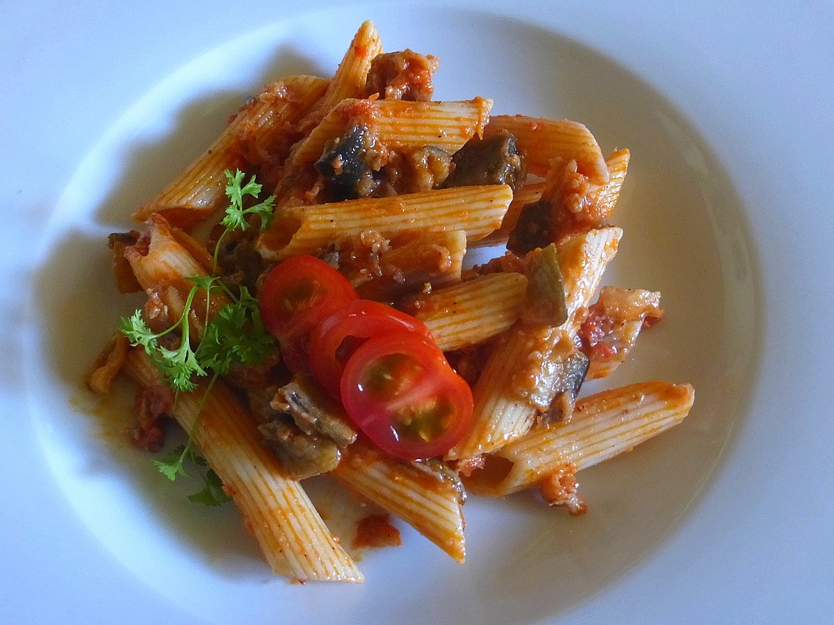 Penne s lilkem a mozzarellou_5ff7a8bf18eea.jpeg